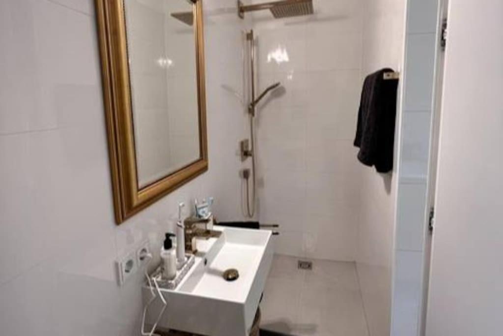 Exclusive Apartement In Historic Center 林茨 外观 照片